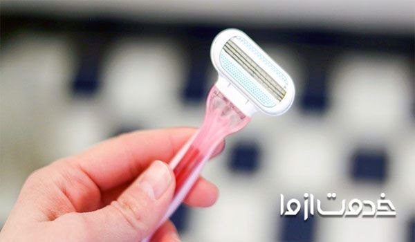 اصلاح صورت با تیغ