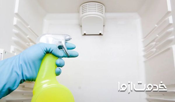 پاک كردن رسوب آب از یخچال