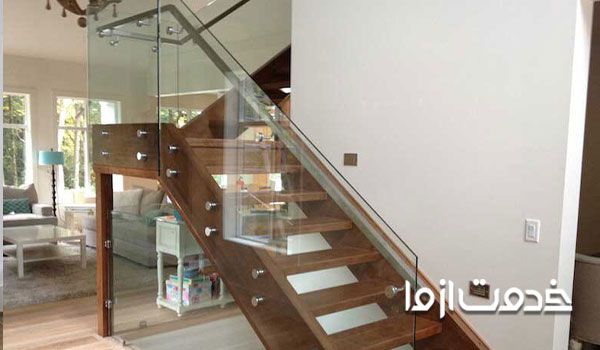 اجرای نرده شیشه‌ای اسپیگوت