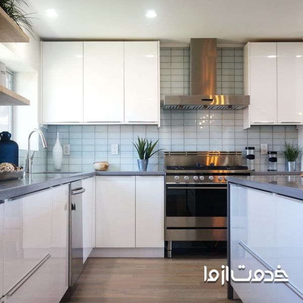 کابینت گلاس سفید