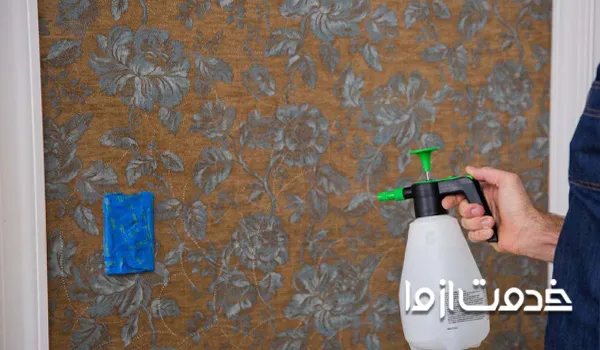 کندن کاغذ دیواری ضد آب با محلول مخصوص