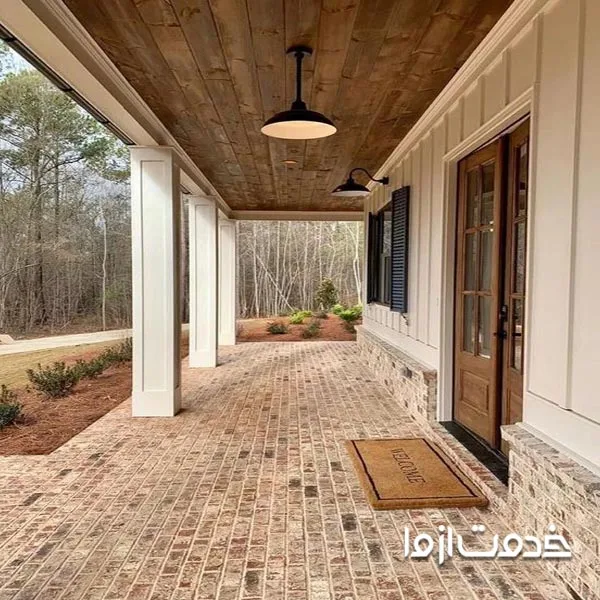 قرنیز سنگی حیاط