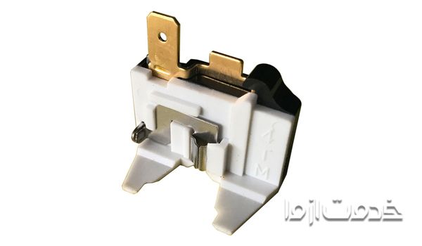 دلایل خاموش شدن یخچال