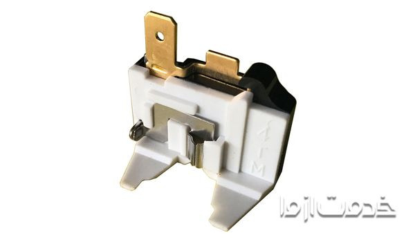 دلایل خاموش شدن یخچال