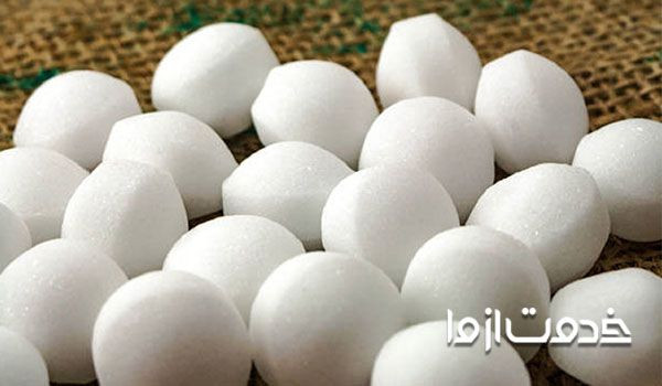رفع بوی نفتالین