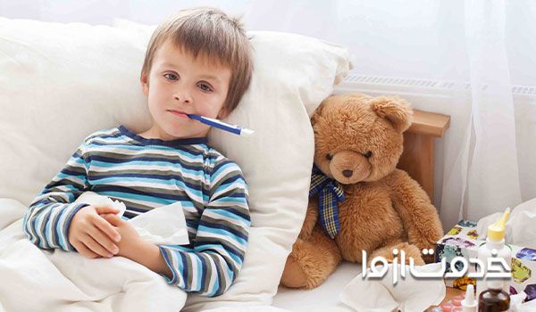 پایین آوردن تب کودک با نمک