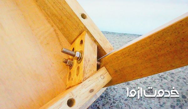 تعمیر صندلی چوبی