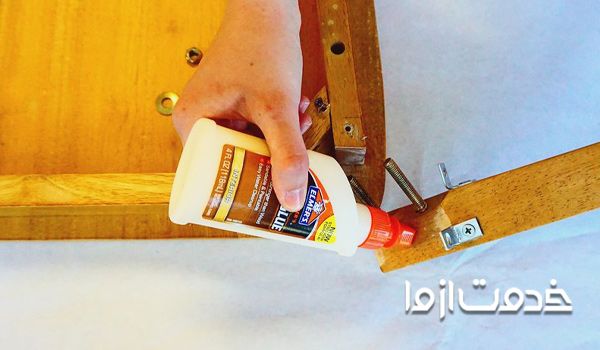 تعمیر صندلی چوبی با چسب