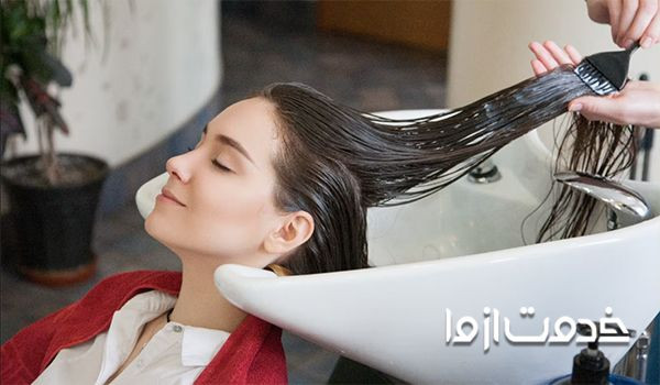 گذاشتن مواد کراتینه بر روی مو