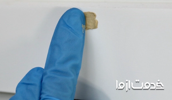 استفاده از بتونه چوب روی قرنیز