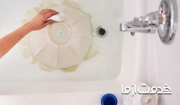 تمیز کردن چراغ خواب