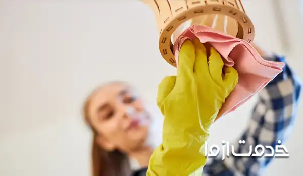 تمیز کردن چراغ خواب