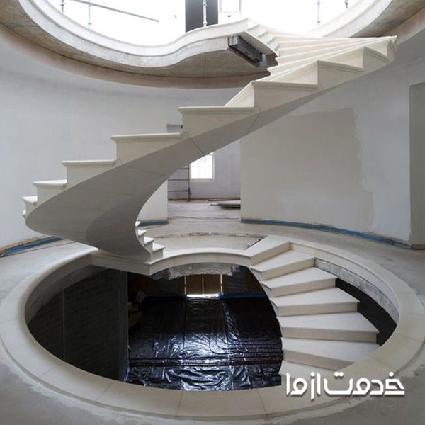 جذابیت زیبای پله های گرد سنگی