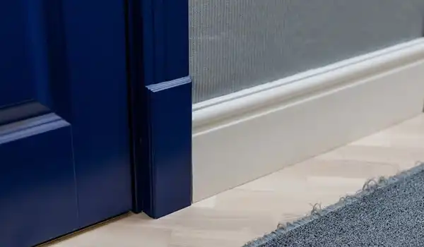 نصب قرنیز پی وی سی روی قرنیز سنگی