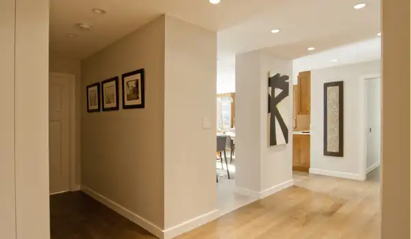 روش نصب قرنیز پی وی سی با چسب