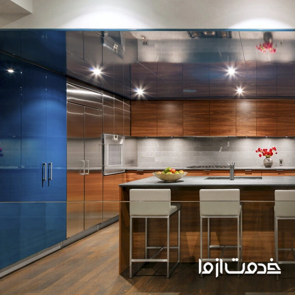 ترکیب آبی و قهوه ای برای کابینت های گلاس