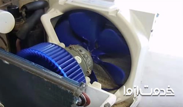 بیرون کشیدن موتور برای تعویض فن کولر گازی پنجره ای