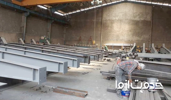 آماده سازی برای نقاشی سقف سوله 