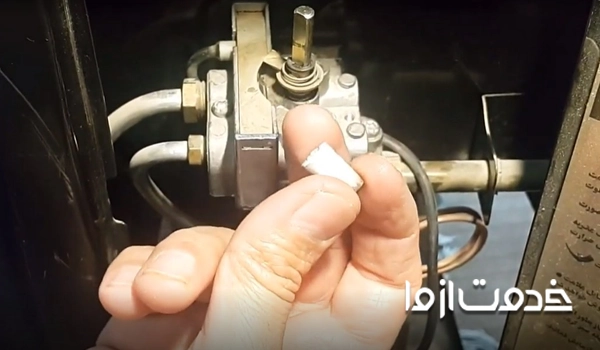 تعویض فیلتر جرقه زن بخاری گازی