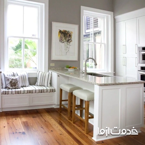 طراحی کابینت آشپزخانه با پنجره