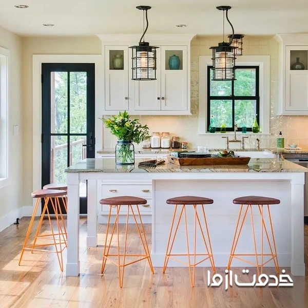 آشپزخانه پنجره دار با کابینت