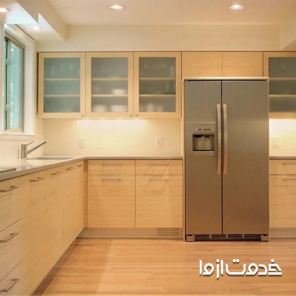 طرح کابینت آشپزخانه ال با پنجره