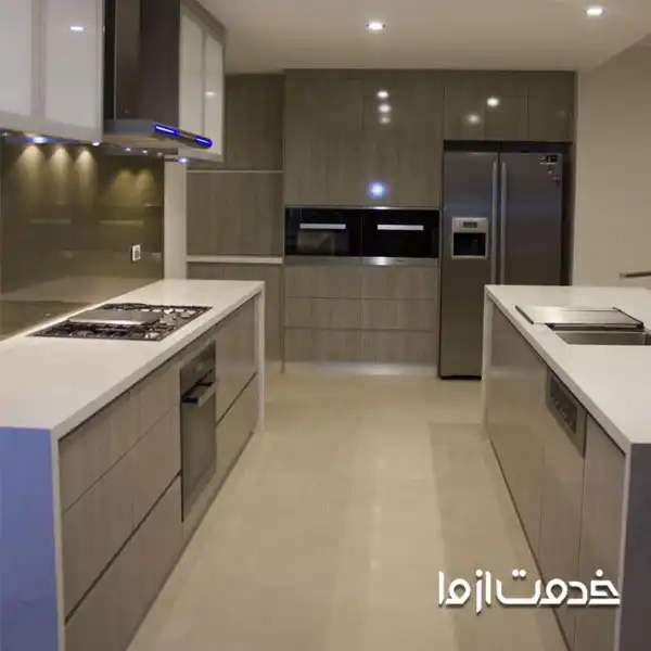 کابینت‌های مینیمال و بدون دستگیره در مدل کابینت دو طرفه