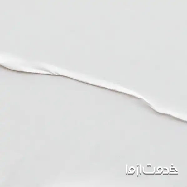 فشار دادن کاغذ دیواری برای هواگیری کاغذ دیواری