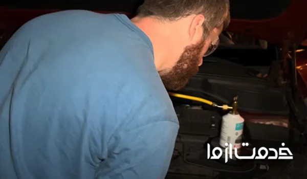 وزن کردن گاز کولر خودرو با ترازوی دیجیتال