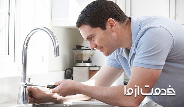 باز کردن و تعویض شیر ظرفشویی برای جلوگیری از چکه کردن