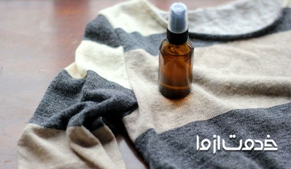 لکه عطر روی لباس روشن