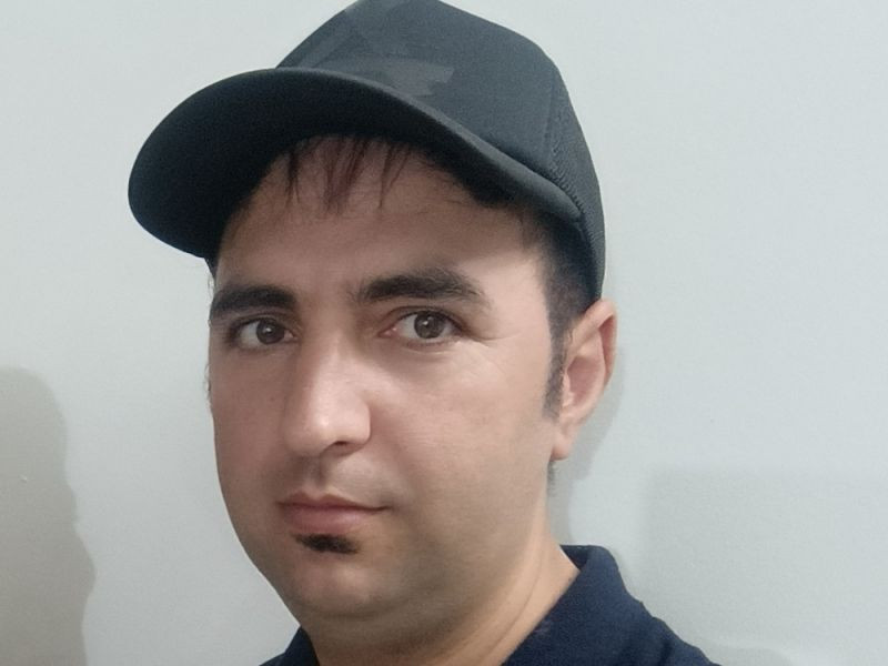 حسن آذری شاهباز