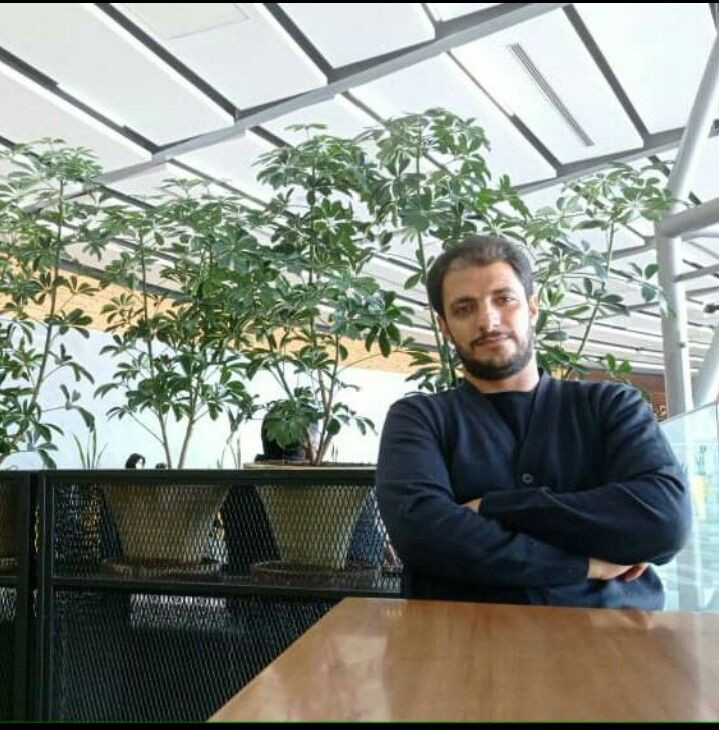روح الله اکبری