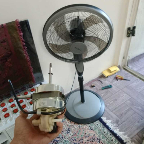 نمونه کار مانی فرهادی - 4