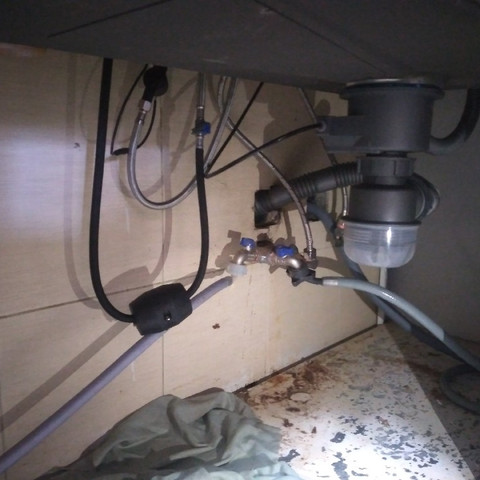 نمونه کار اکبر وحیدی معین - 8
