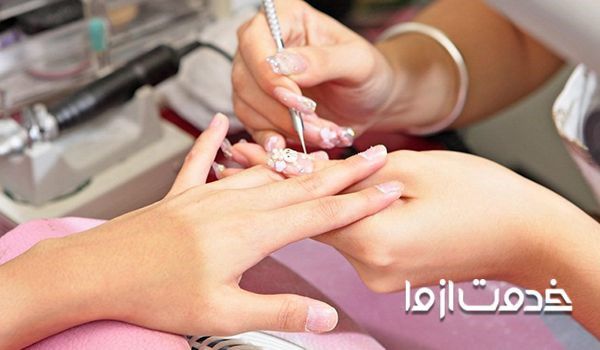  قیمت کاشت ناخن در خانه
