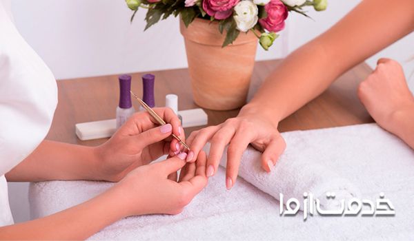 مانیکور ناخن در خانه