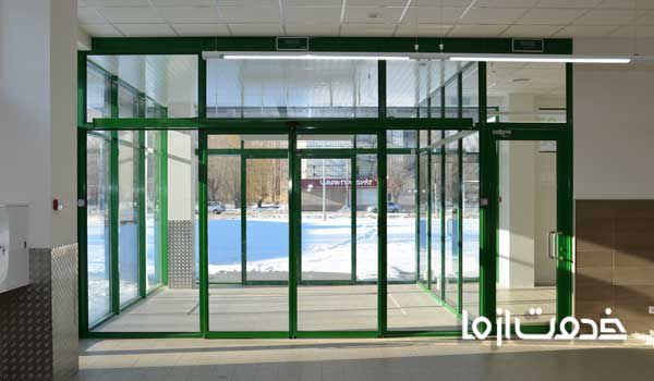 درب اتوماتیک (به انگلیسی: Automatic door)