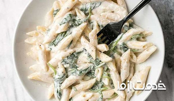 طرز تهیه پاستا پنه با شیر