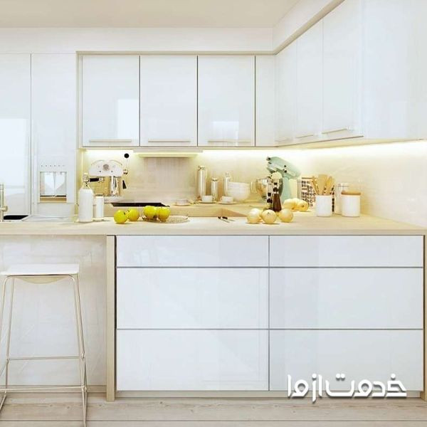 کابینت هایگلاس سفید