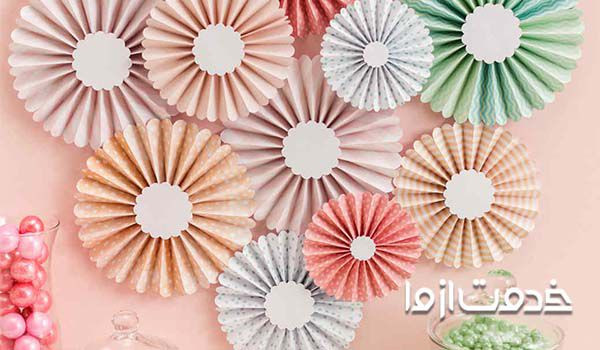 درست کردن گل از کاغذ رنگی و کاغذ کشی برای تزیین دیوار