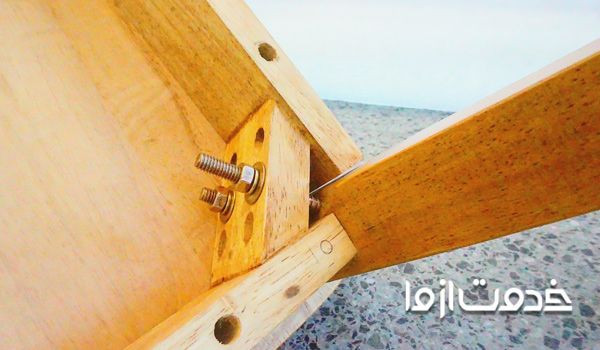 تعمیر صندلی چوبی