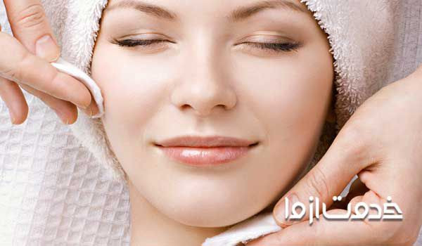 پاکسازی صورت با دستگاه پاکسازی پوست در آرایشگاه نی نی سایت آموزش پاکسازی پوست در آرایشگاه